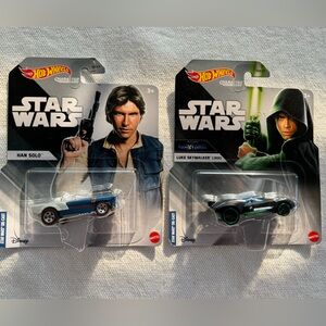 Star Wars Hot Wheels cars - set of 2